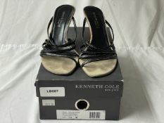 1 x Pair of KENNETH COLE NEW YORK Ladies Designer Leather Sandals - Size: US 7.5 / UK 6.5 M - Ref: