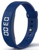RRP £29.39 Non Bluetooth Fitness Tracker Pedometer Watch Step