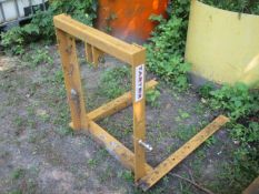 Tarter 3 point carrier