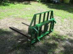 John Deere forks global carrier system