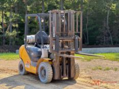 KOMATSU FG25HT-16 STRAIGHT MAST FORKLIFT