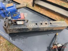 ADJUSTABLE GOOSENECK COUPLER