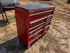 EXTREME TOOLS 9 DRAWER TOOL BOX