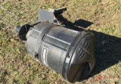 FERTILIZER/SEED SPREADER