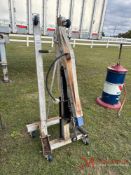 HYDRAULIC 8 TON ENGINE HOIST