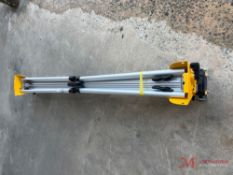 ALUMINUM ADJUSTABLE MITRE SAW STAND
