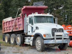 2004 MACK GRANITE CV713 TRI-AXLE DUMP TRUCK