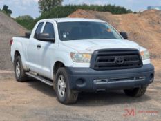 2013 TOYOTA TUNDRA CREW CAB PICKUP