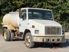 2003 FREIGHTLINER FL70 S/A WATER TRUCK