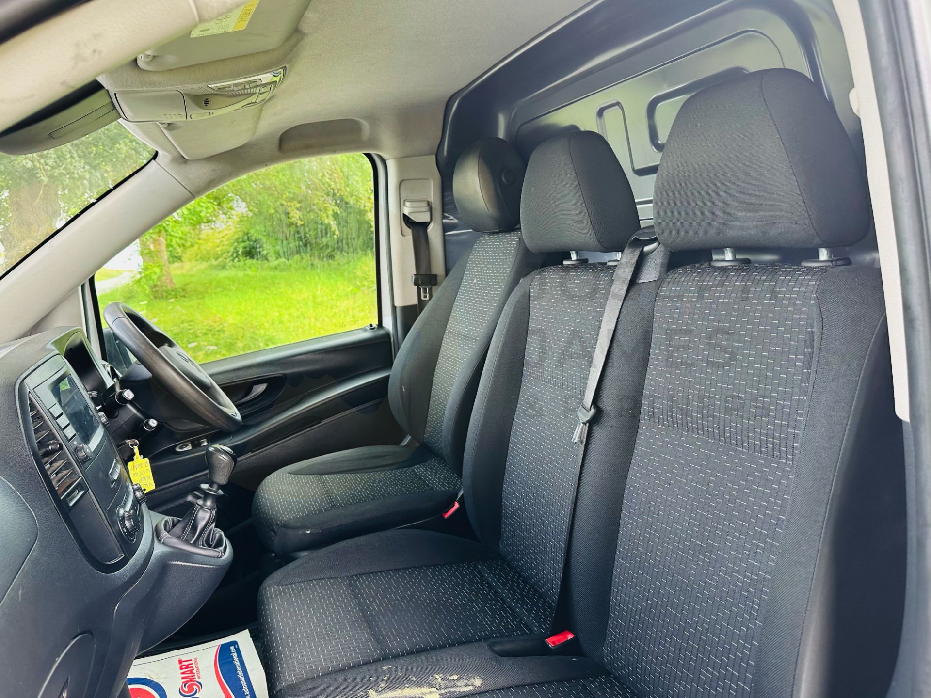 (On Sale) MERCEDES-BENZ VITO CDI *PROGRESSIVE EDITION* LWB PANEL VAN (2021 EURO 6) *FACELIFT MODEL* - Image 17 of 31