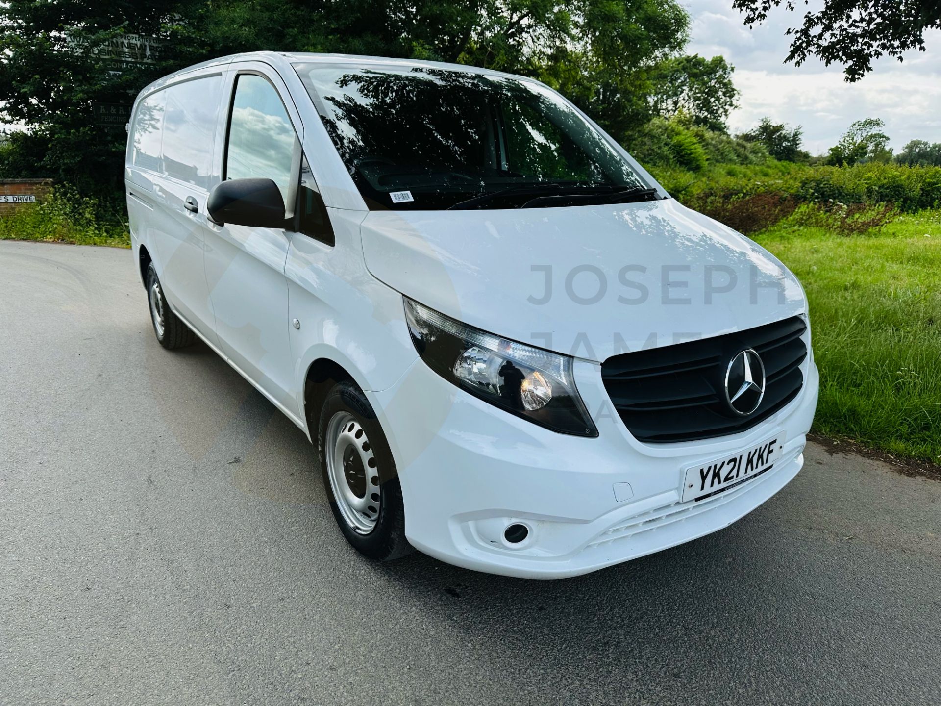 (On Sale) MERCEDES-BENZ VITO CDI *PROGRESSIVE EDITION* LWB PANEL VAN (2021 EURO 6) *FACELIFT MODEL* - Image 2 of 31