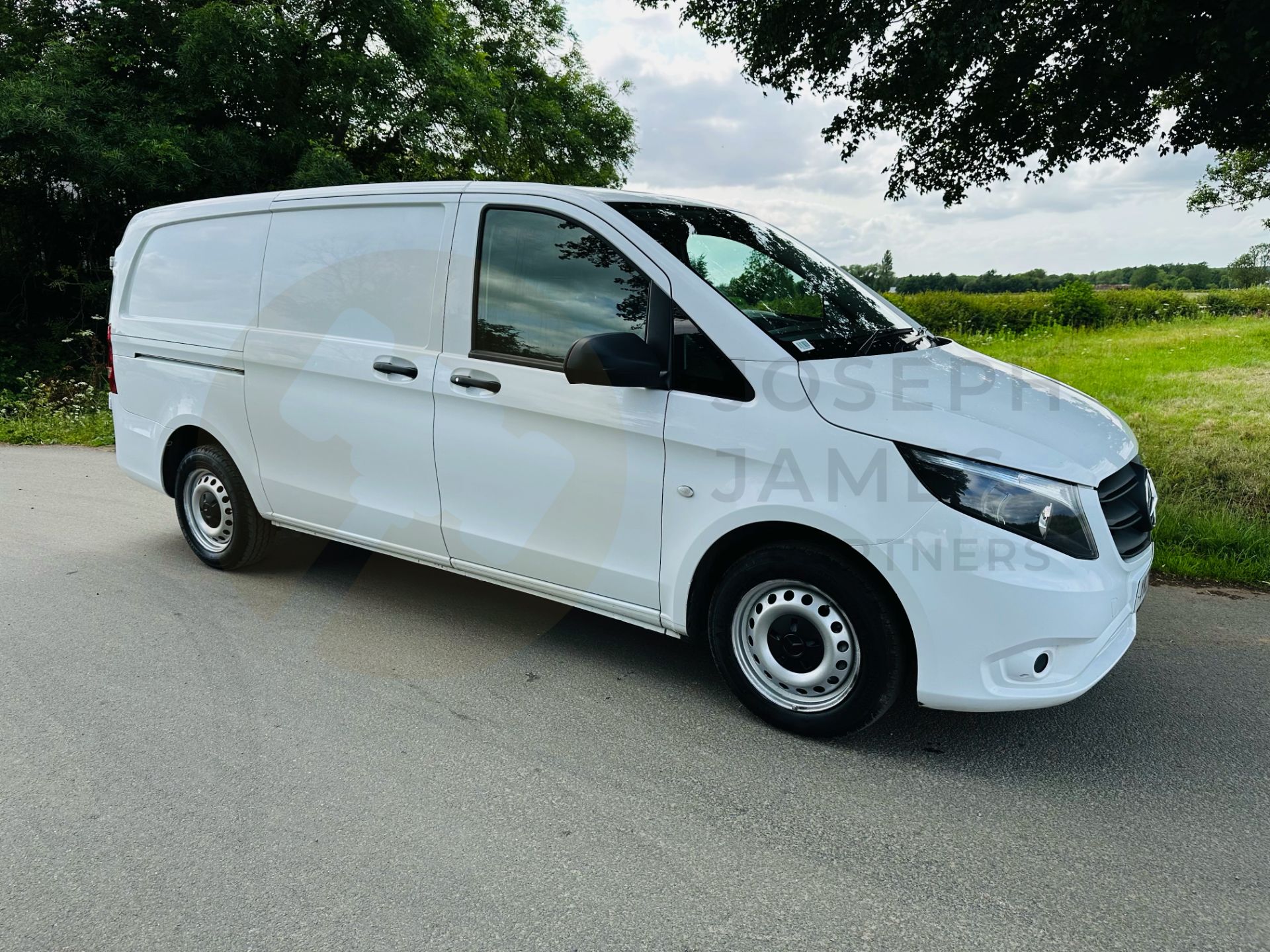 (On Sale) MERCEDES-BENZ VITO CDI *PROGRESSIVE EDITION* LWB PANEL VAN (2021 EURO 6) *FACELIFT MODEL*
