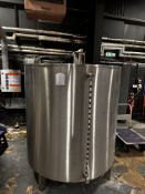 Hot Liquor Tank Approximately 2,000 Litres With Lowara Pump