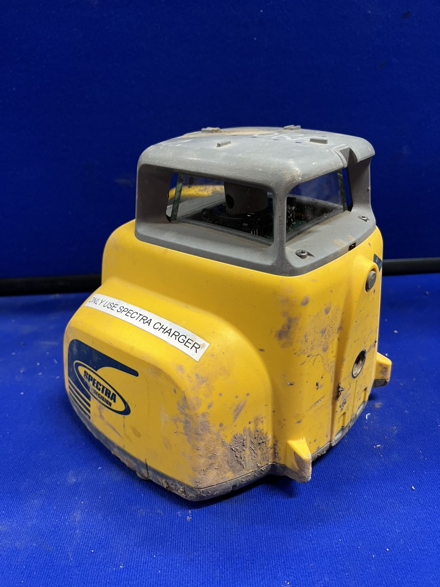 Spectra LL300N Laster Level (B626) - Image 5 of 9