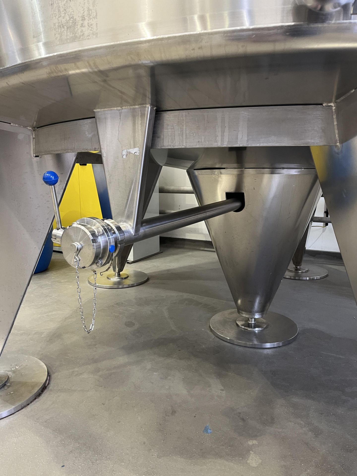 Barison 30,000L Storage Tank - Image 7 of 10