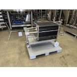 Enotecnica Pillan Wheeled frame and plate