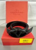 Pre-Owned Valentino Garavani V-Logo Leather Belt - Size: 30/32