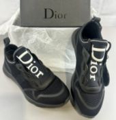 Pre-Owned Christian Dior B21 Black / White Mesh EU 40 UK 6