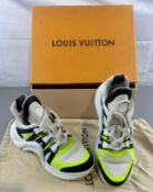 Pre-Owned Louis Vuitton Archlight Sneakers White / Navy / Green Mesh EU 38 UK 5