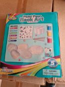 12pcs Brand new Rock art set - rrp £8.99 - 12pcs in lot