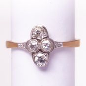 Art Déco-Ring mit vier Diamanten