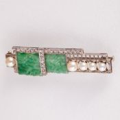 Art Dèco-Brosche mit Jade, Perlen un Diamanten