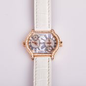 DeLaCour-Armbanduhr mit Brillanten und Perlmutt-Zifferblatt