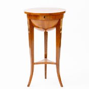 Biedermeier Beistelltisch