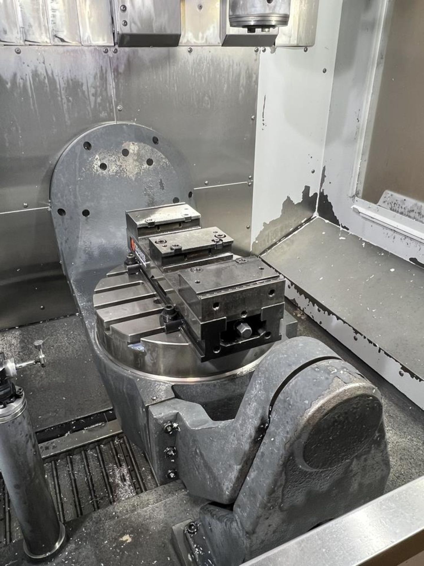 2020 Haas UMC-500, 5 Axis Vertical Machining Center, Travels 16" x 16" x 24", 30 ATC, CAT 40, 8, - Image 16 of 23