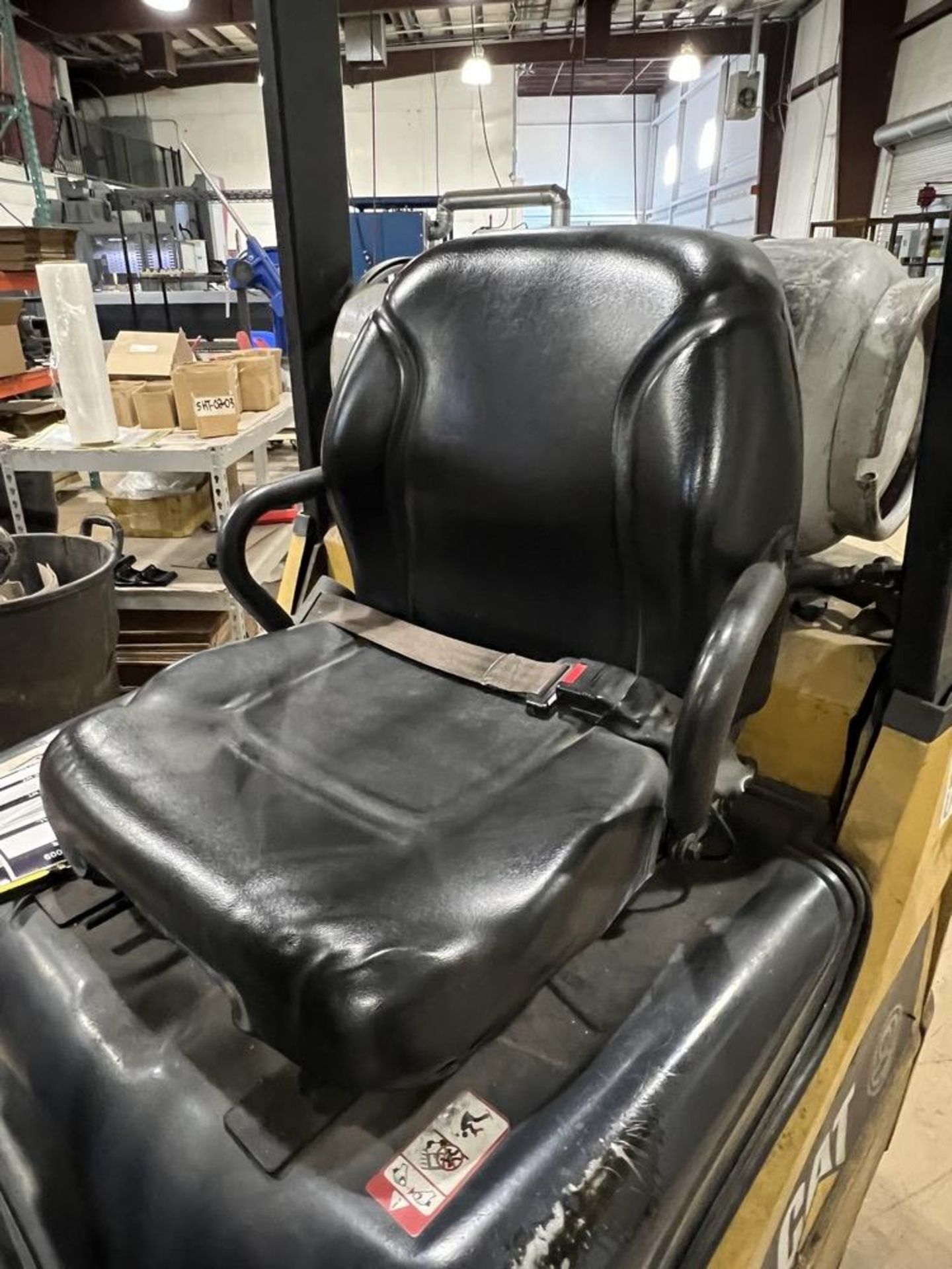 CAT Model 2C3000 Forklift, Side Shift, 2 Bottles of Propace, 13392.6 Hours, Hard Rubber Wheels, - Image 8 of 10