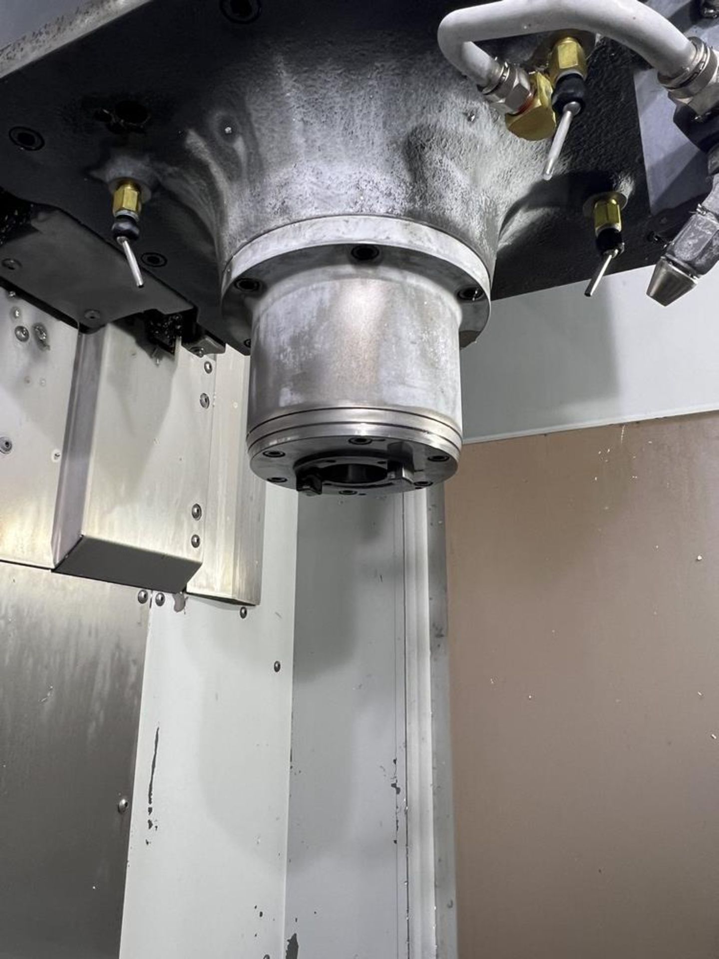 2020 Haas UMC-500, 5 Axis Vertical Machining Center, Travels 16" x 16" x 24", 30 ATC, CAT 40, 8, - Image 19 of 23