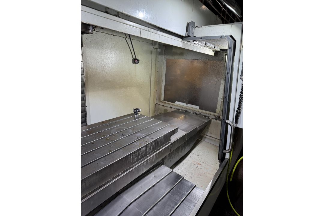 2018 Haas VF-6SS Vertical Machining Center, Probes, 40 Taper, 24 Station Side Mount Tool Changer - Image 3 of 11