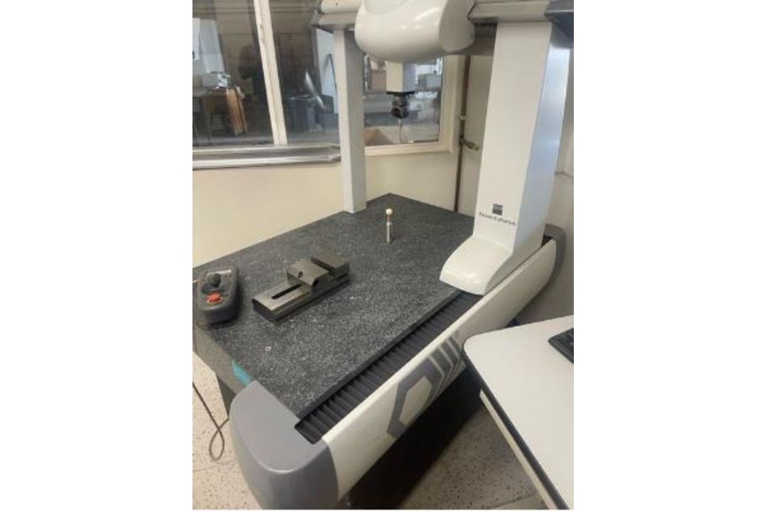 2011 Brown & Sharpe Global Classic 575, DCC Coordinate Measuring Machine, Travels 19.7" x 27.6" x - Image 6 of 8