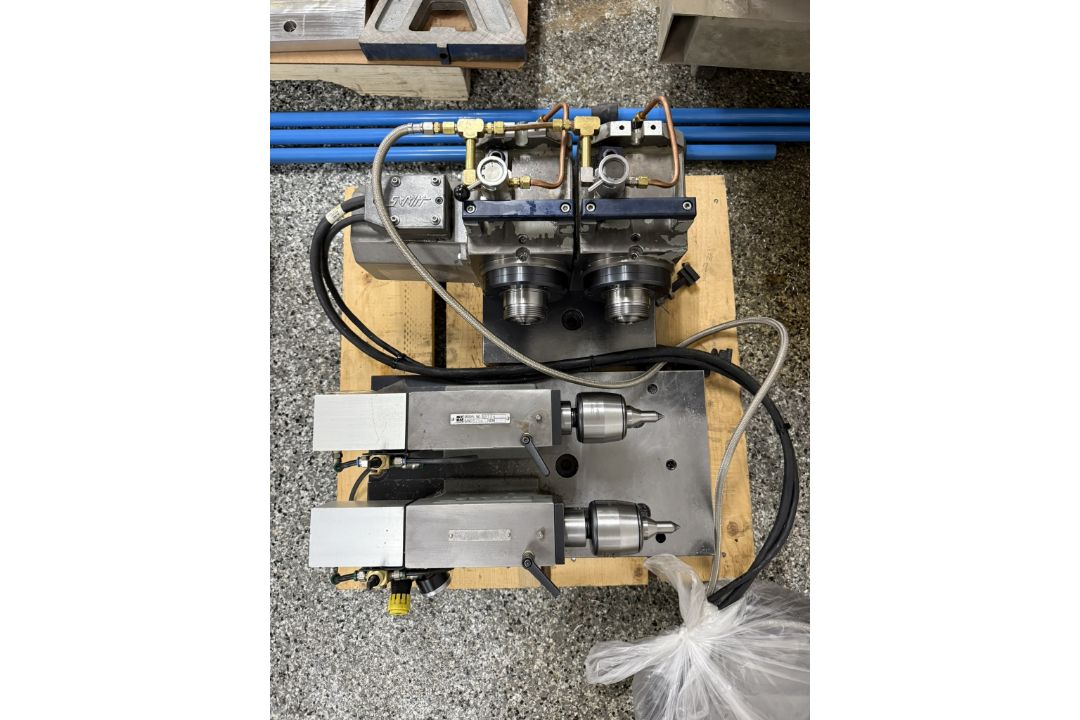 Haas HA2TS SN: 7012608 4th Axis Rotary Table with 2 Spindles and (2) Tailstocks - Image 1 of 5