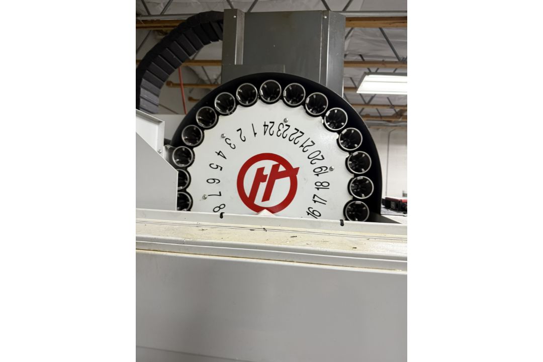 2014 Haas VF-2SS SN: 1112600 CNC Vertical Machining Center, 4th Axis Drives and Wiring, Probing - Image 9 of 12