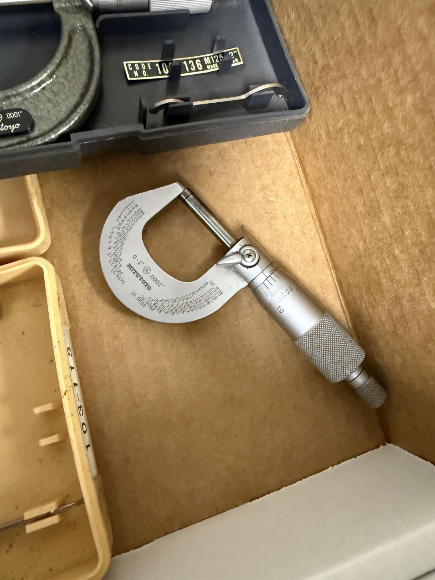Box of Various Outside Micrometers (2) Mitutoyo 0-1" - .0001", Mitutoyo 1-2" - .0001", Mitutoyo 2-3" - Image 5 of 5