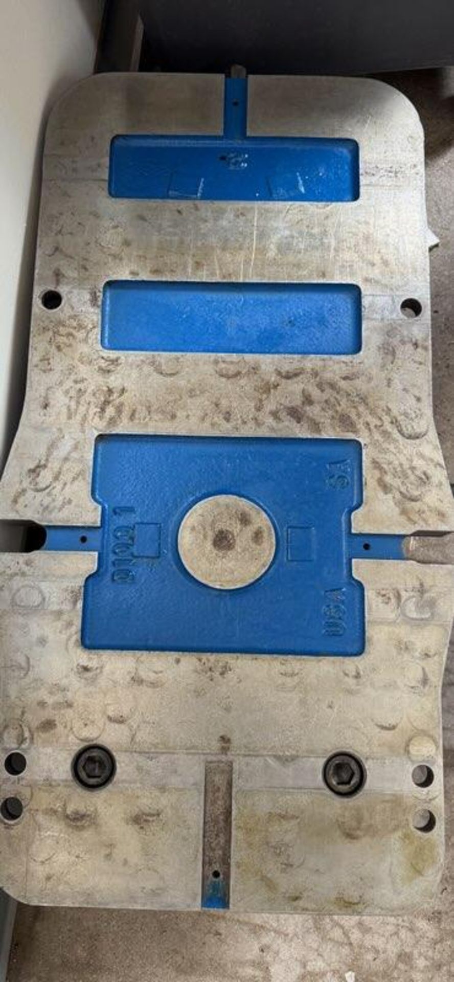 Kurt D100 Machine Vise: Single-Station, 10.0000" Jaw Width, 9-3/4" Jaw Opening, Stationary Base, - Image 4 of 4