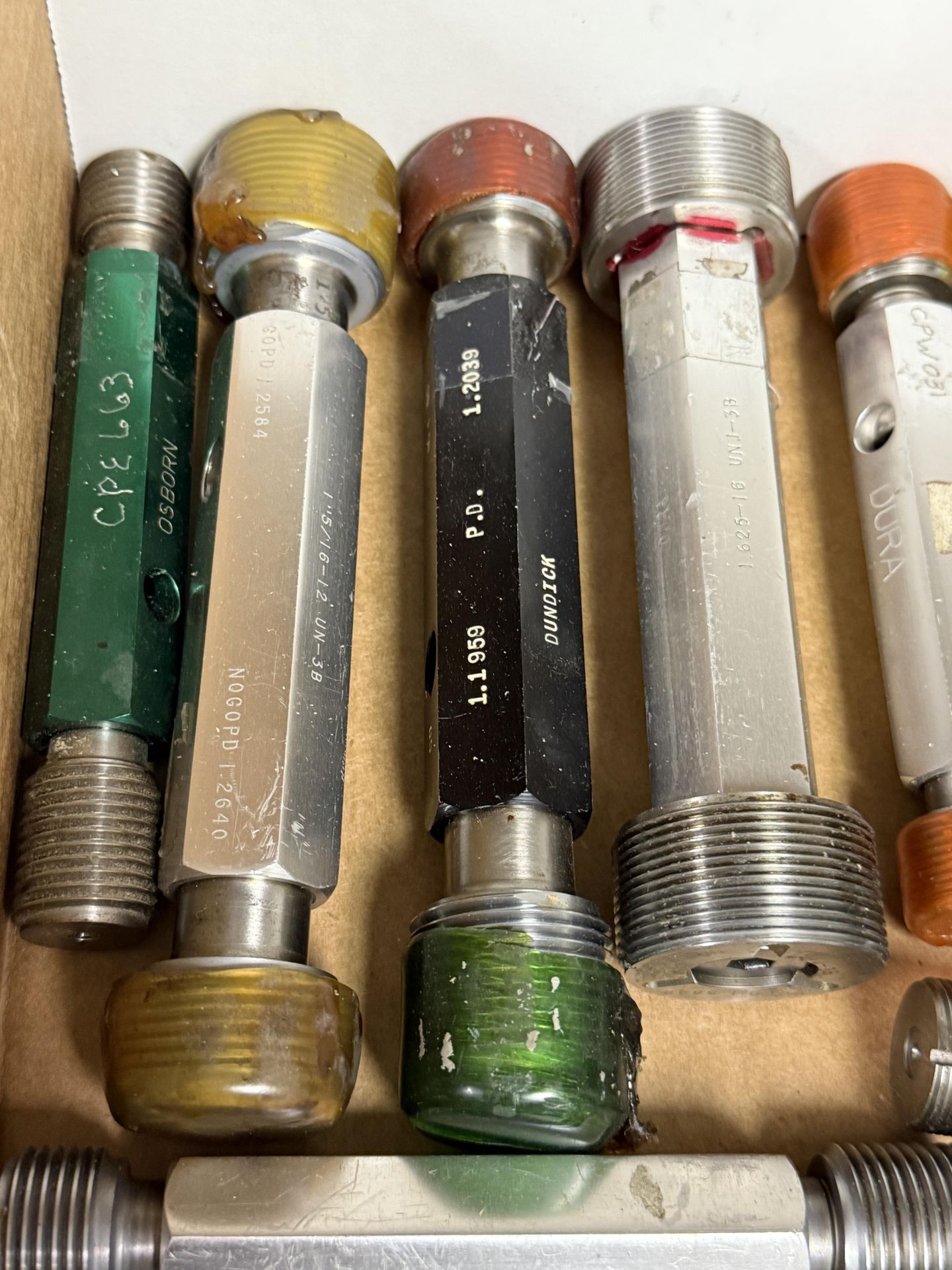Box of Various Size Large Threaded Plug Gages Go & No Go - Image 5 of 5