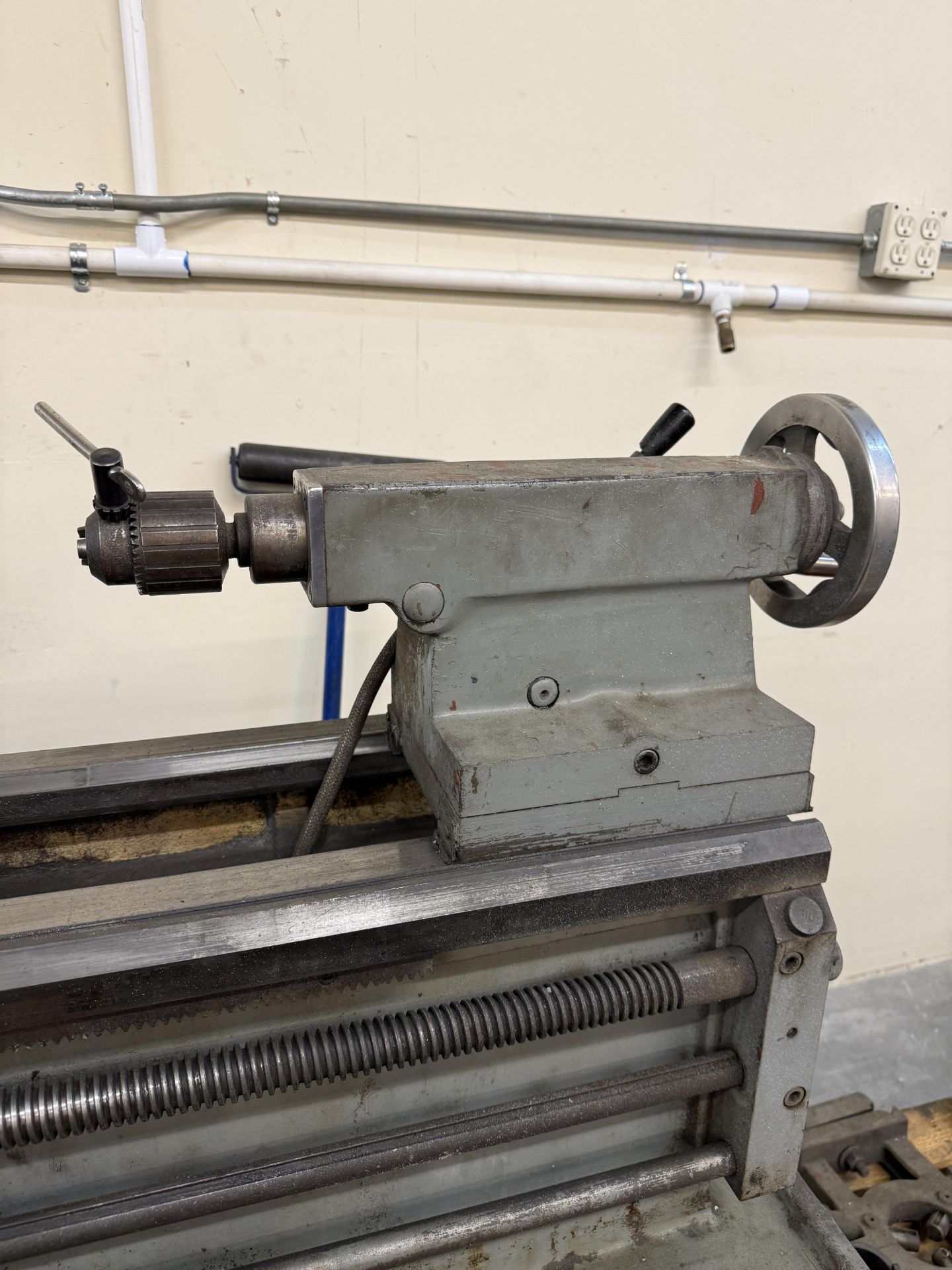 1979 Cut King Model 850 Engine Lathe With Tool Post, 8" 3 Jaw Chuck, Steady Rest, Tailstock, Foot - Image 7 of 15