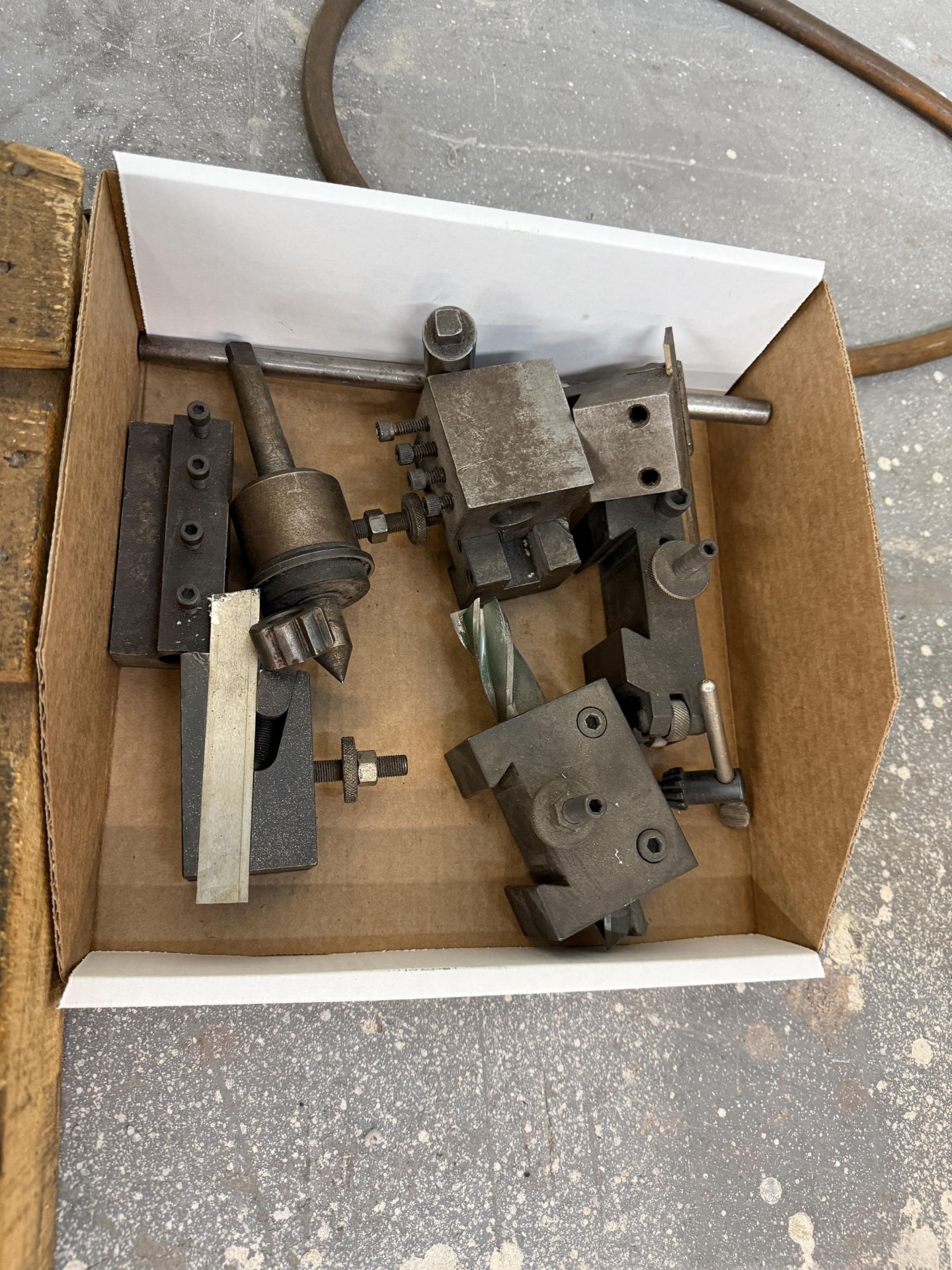 1979 Cut King Model 850 Engine Lathe With Tool Post, 8" 3 Jaw Chuck, Steady Rest, Tailstock, Foot - Image 13 of 15