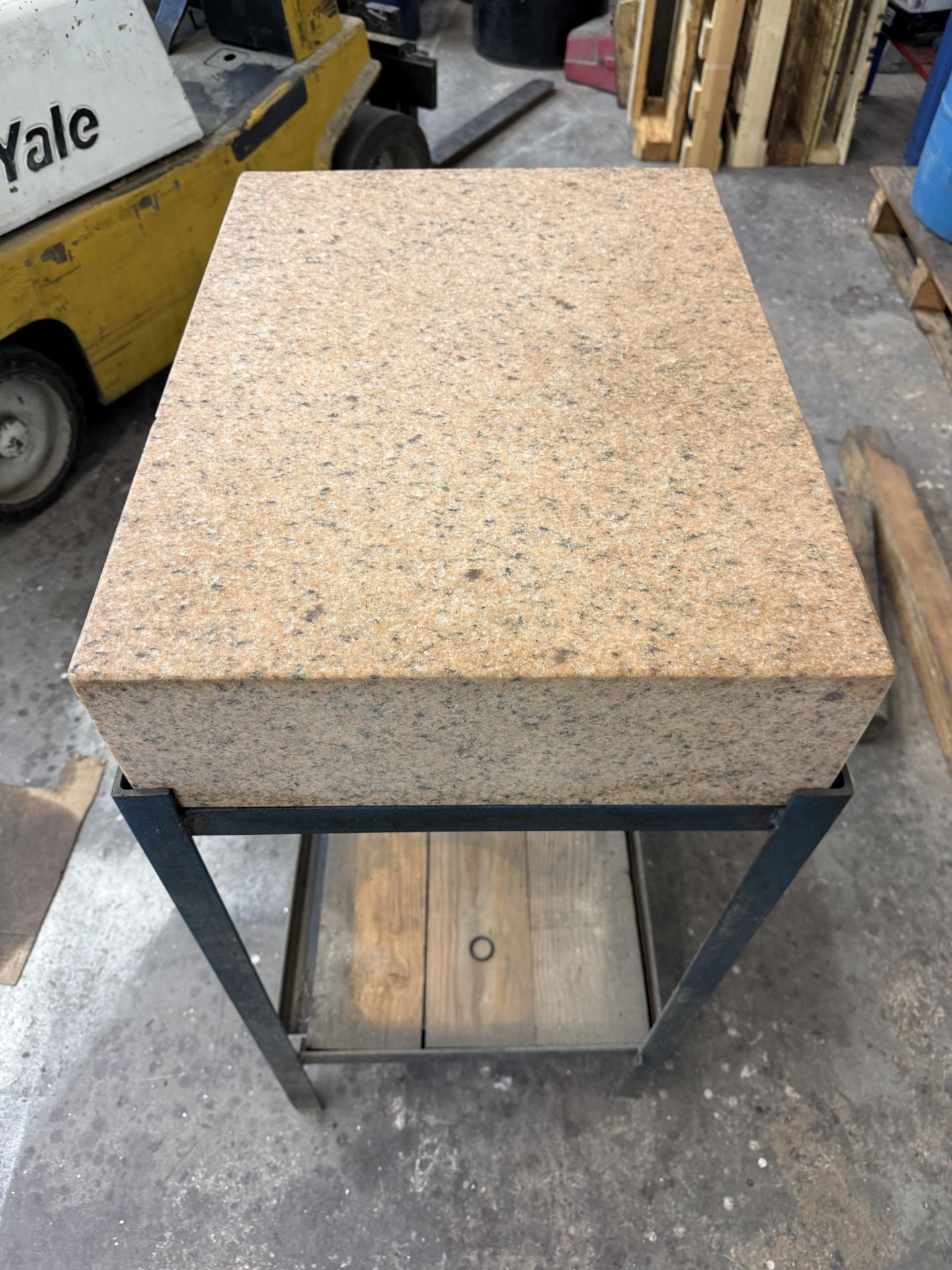 Starrett Pink Granite Inspection Table on Heavy Duty Stand 24" x 18" x 6" Thick 39 1/2 Tall With - Image 2 of 8