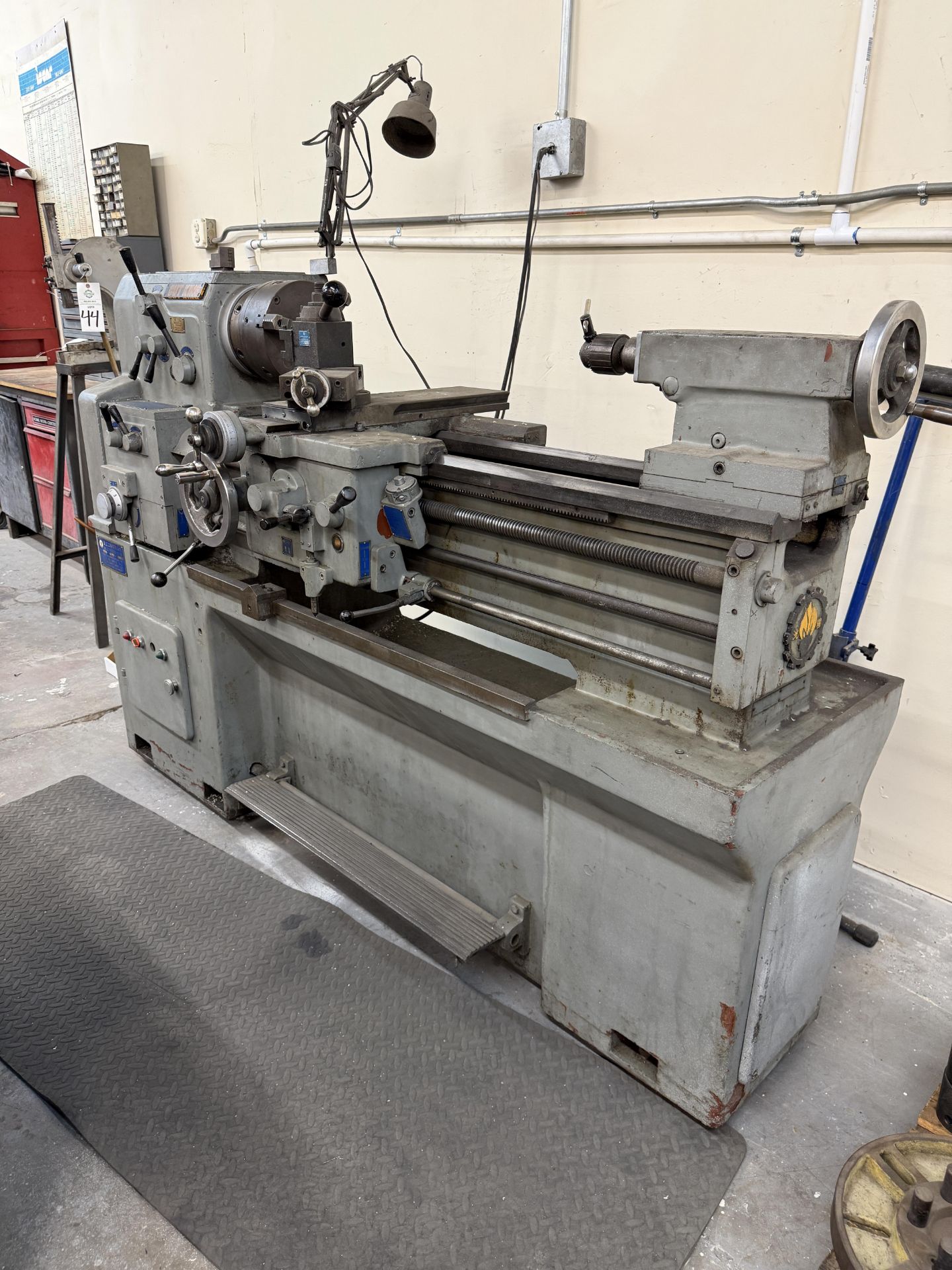 1979 Cut King Model 850 Engine Lathe With Tool Post, 8" 3 Jaw Chuck, Steady Rest, Tailstock, Foot - Image 6 of 15
