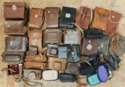 A quantity of assorted camera cases