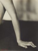 Sasha Stone (Aleksandr Serge Steinsapir), 25 nus femmes
