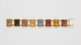 Armband mit Jaspiskameen