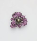 Belle Epoque-Brosche mit pinkfarbenen Burma Saphiren