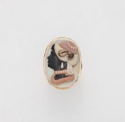 Ring mit barocker Sardonyx-Kamee