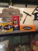 3 assorted tins