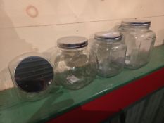 4 glass containers