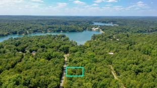 Cherokee Village, Arkansas: Build Your Home Just a Short Walk to the Lake!